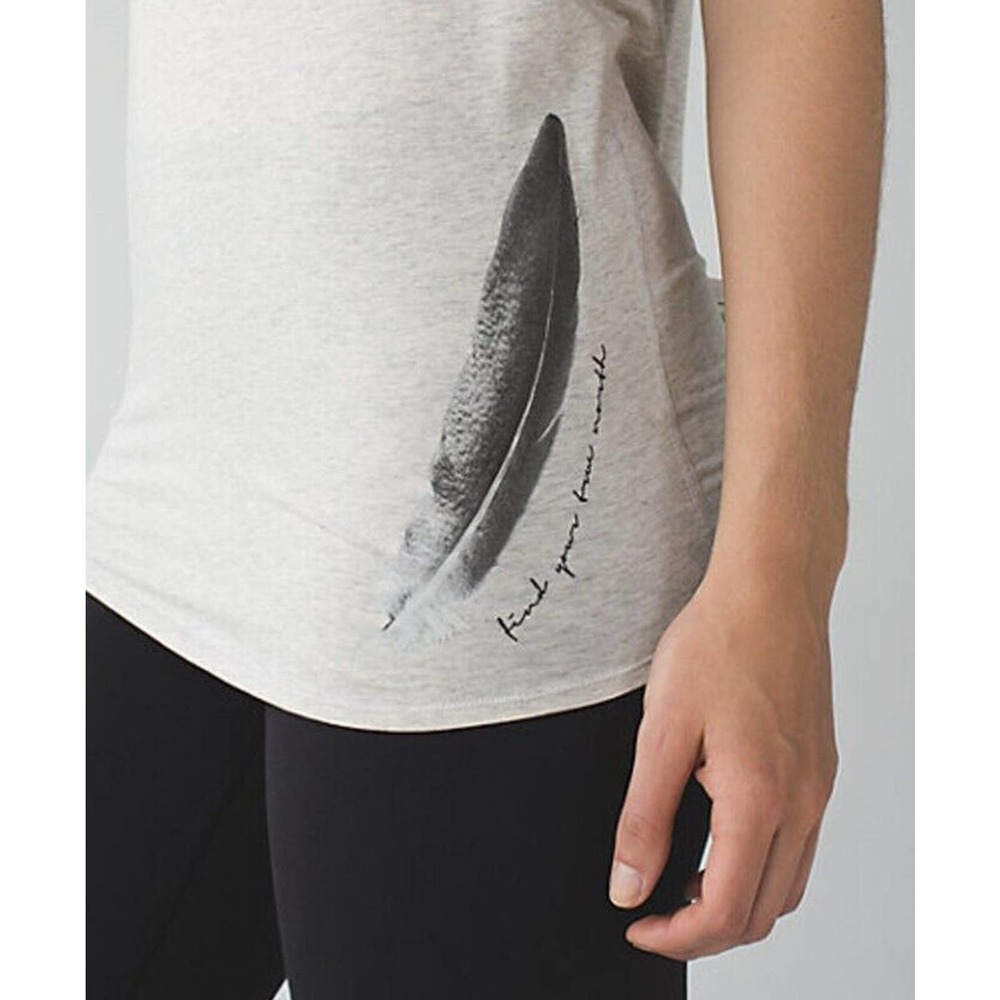 NWT Lululemon Nook Tank Super RARE *Wunderlust 2015 Size 10 Heathered Light Grey